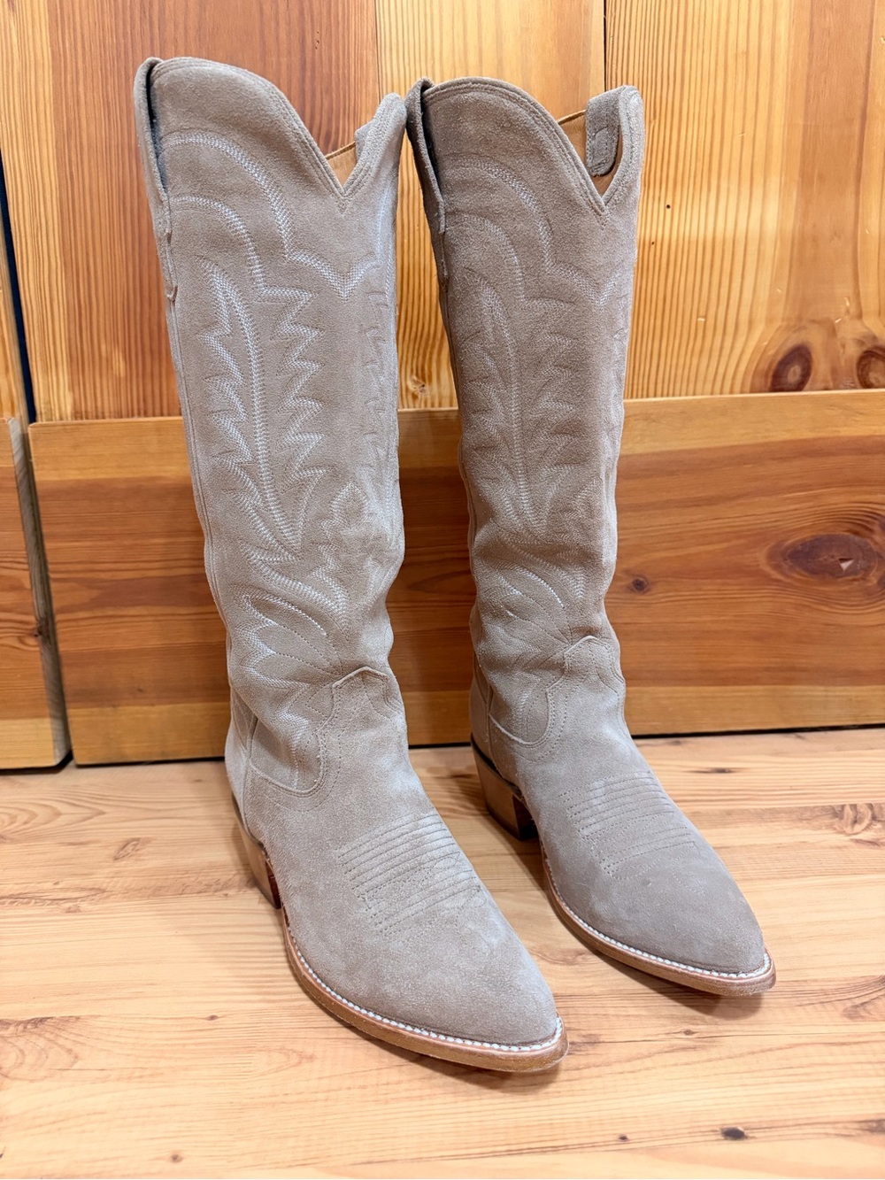 Tecovas Abby WIDE CALF size 9.5 Driftwood
